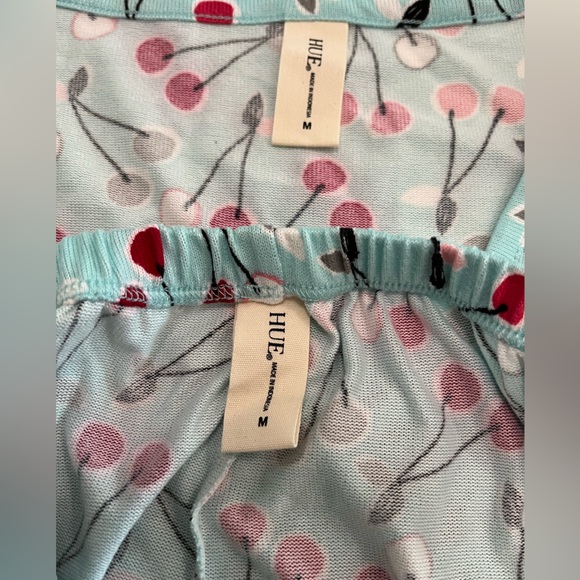 Hue Womens 2 piece Pajama Set, size Medium.  NEW with tags. - Picture 5 of 6